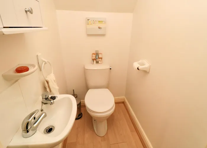 בית נופש Pebble וויטבי